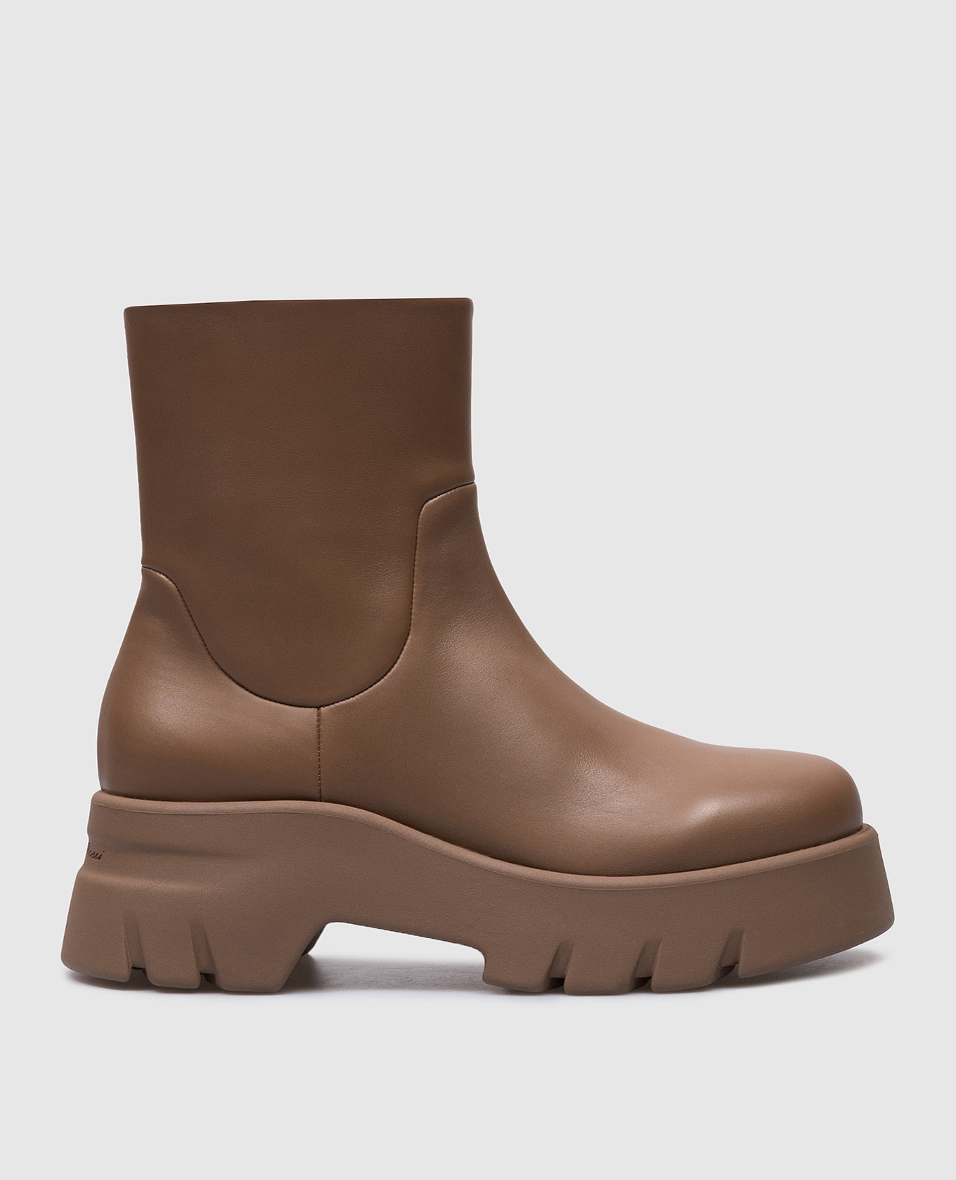 Montey brown leather boots with logo