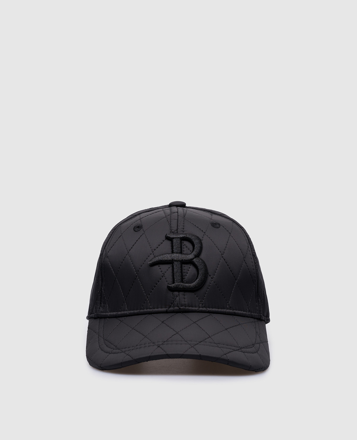 Черная стеганная кепка с фактурным логотипом