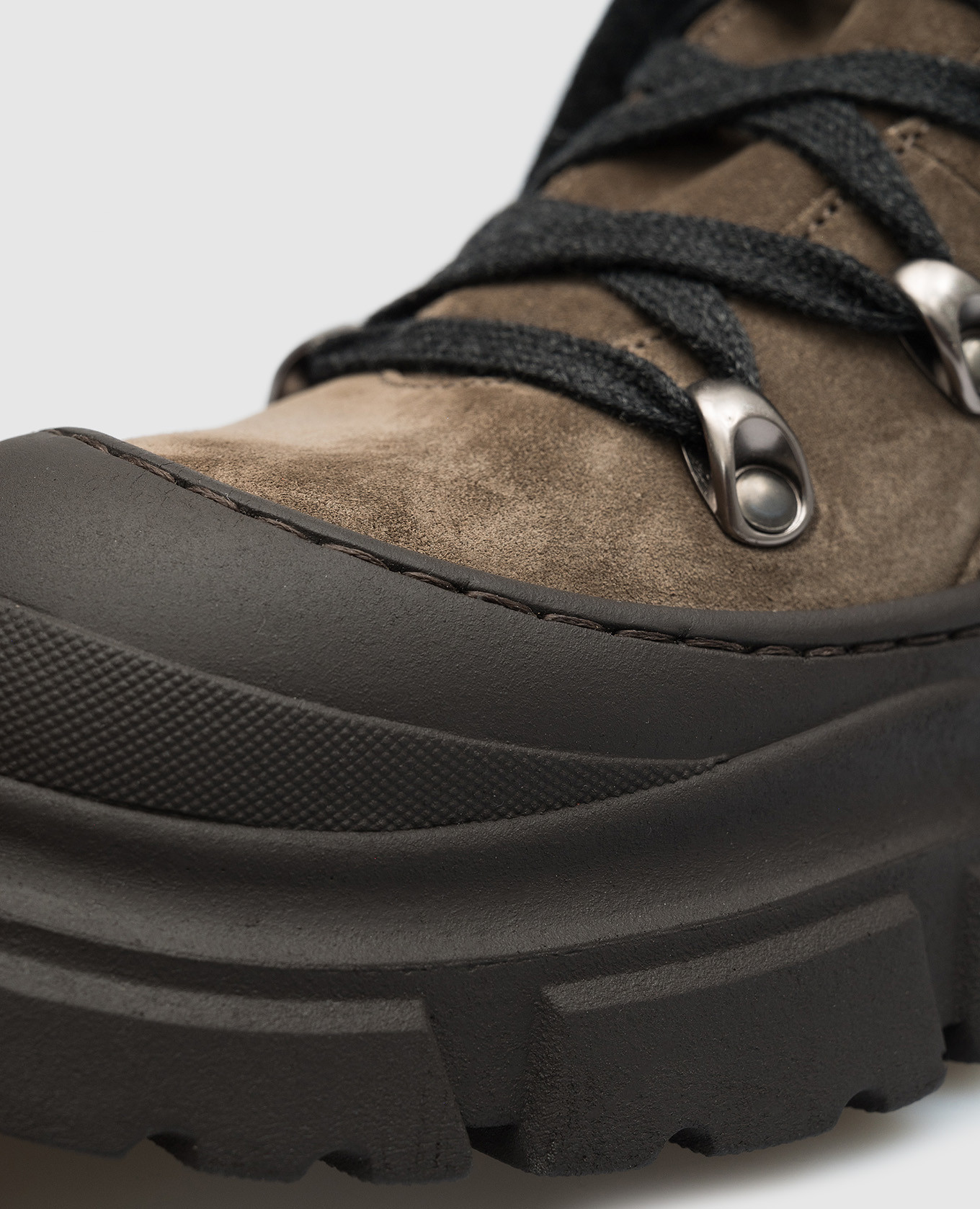 Brunello Cucinelli Коричневые замшевые ботинки с цепочкой мониль MZSFG2548 изображение 6