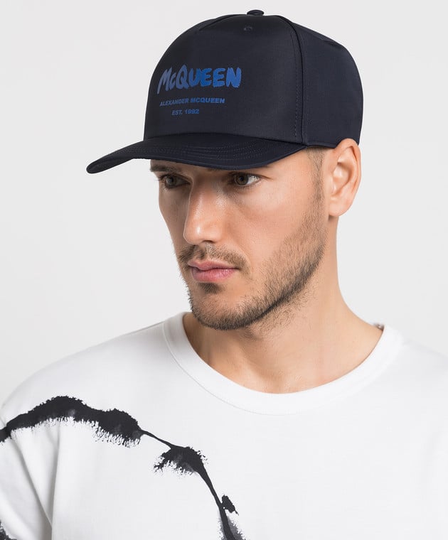 Alexander McQueen Blue cap with McQueen Graffiti print 6677784404Q изображение 2