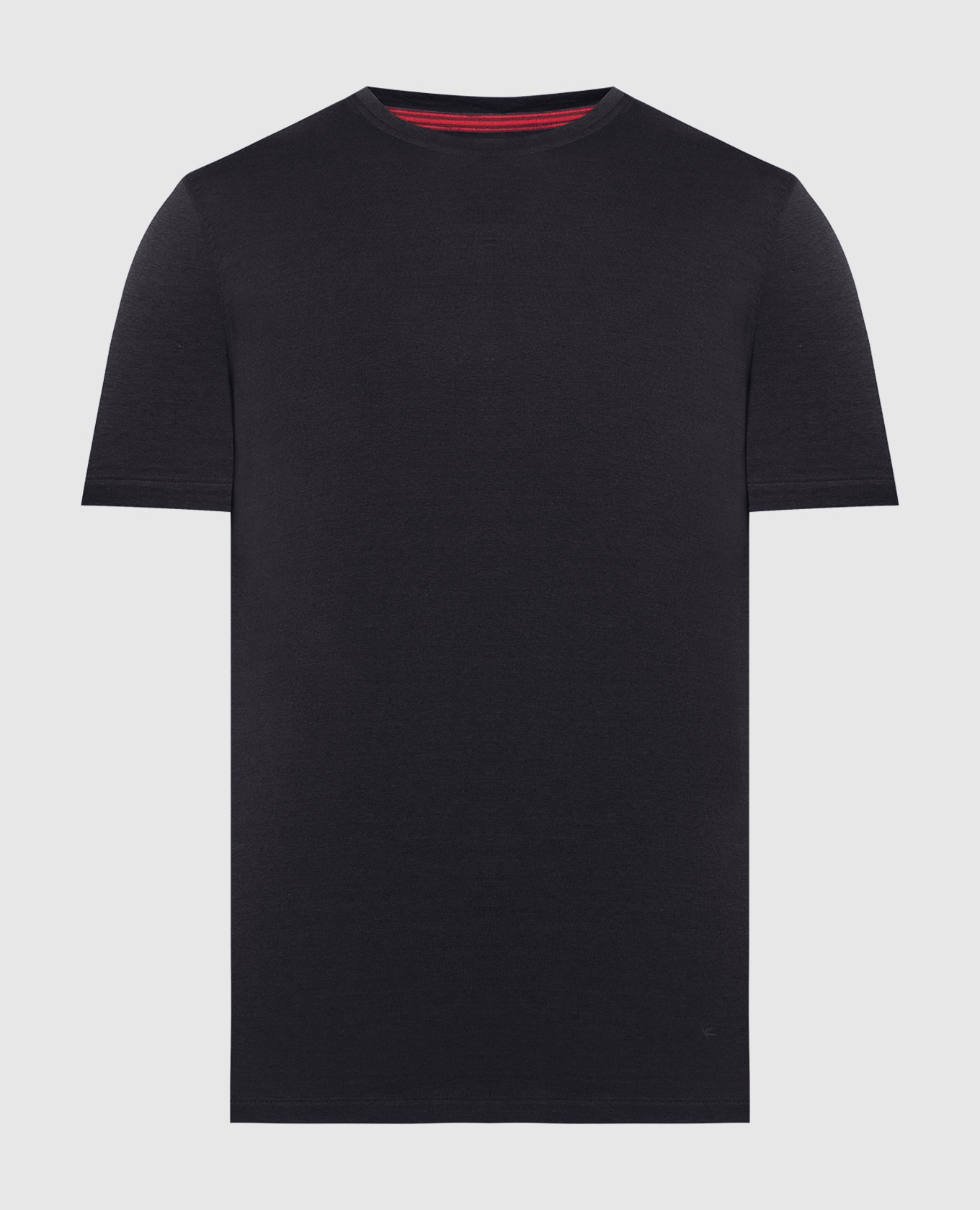 Black T-shirt made of silk