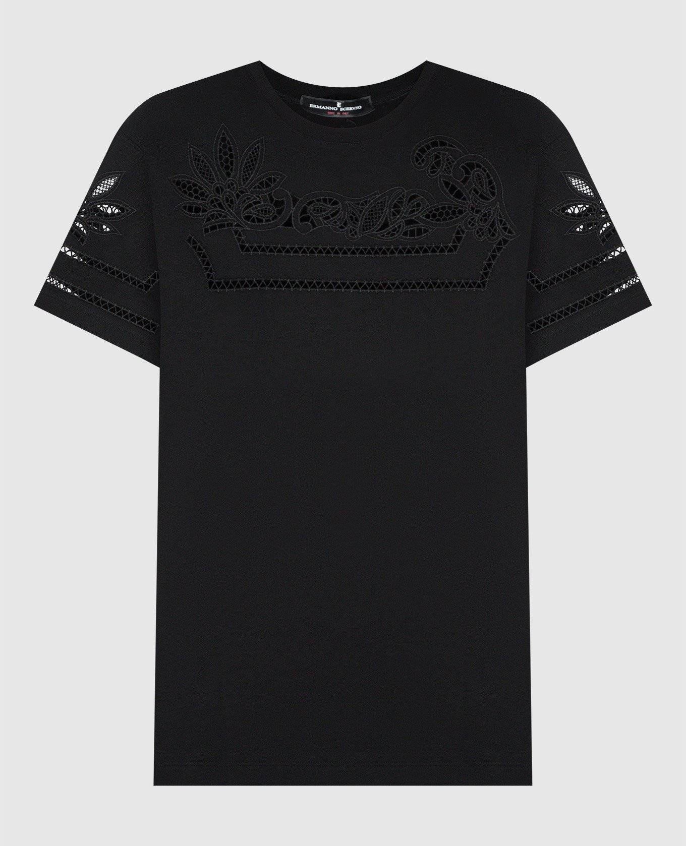 Black t-shirt with lace