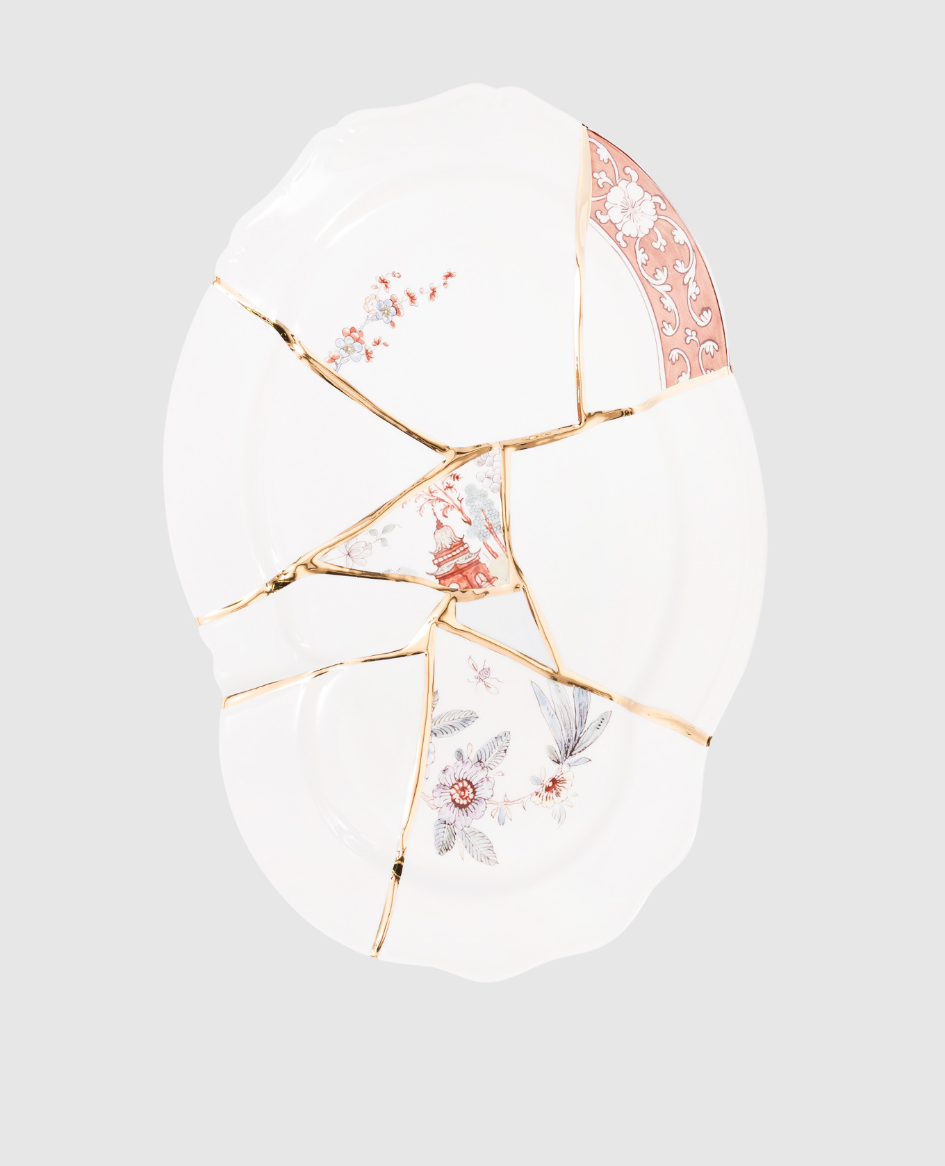 

Белый фарфоровый поднос Kintsugi с золотой отделкой., Посуда