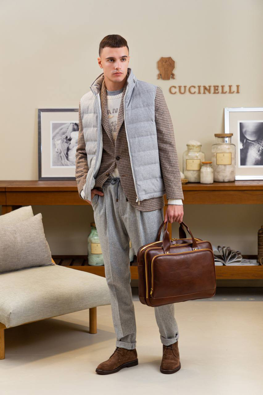 Brunello Cucinelli Серый пуховый жилет из шерсти, шелка и кашемира MM4851714 изображение 6