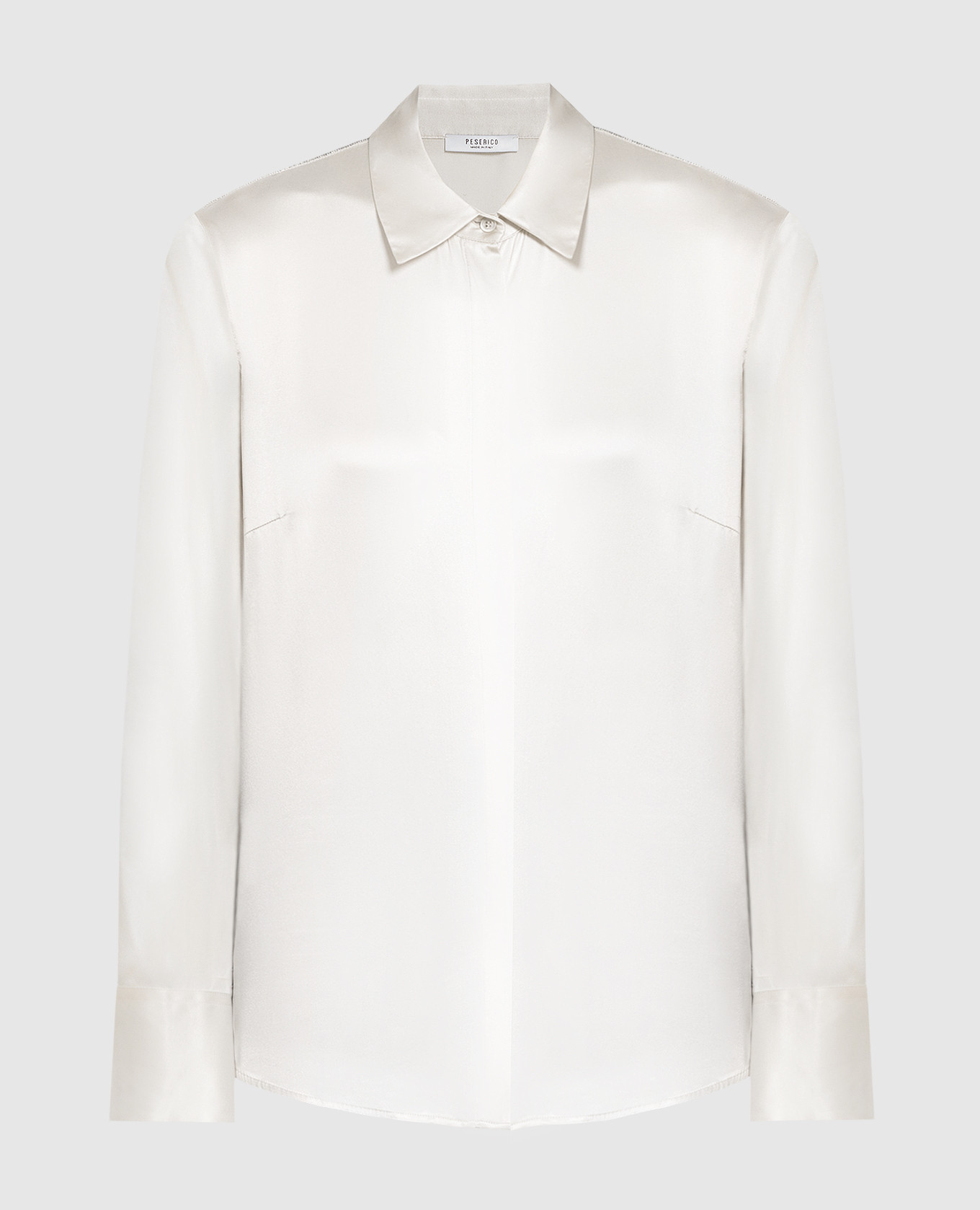 White silk shirt with monil chain