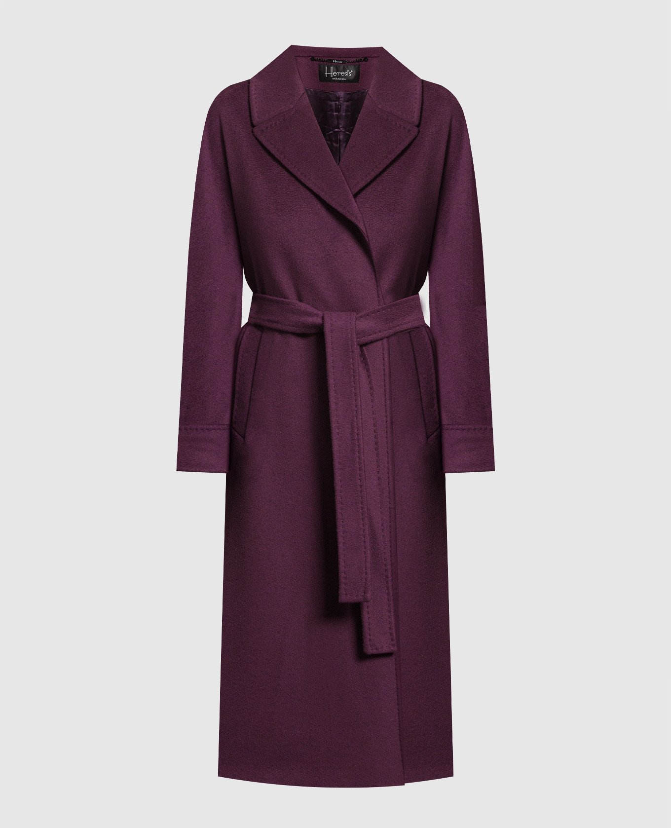 Purple coat made of wool