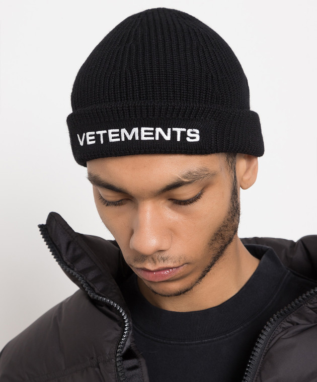 Vetements Black wool cap with logo embroidery UE54HA100B image 2