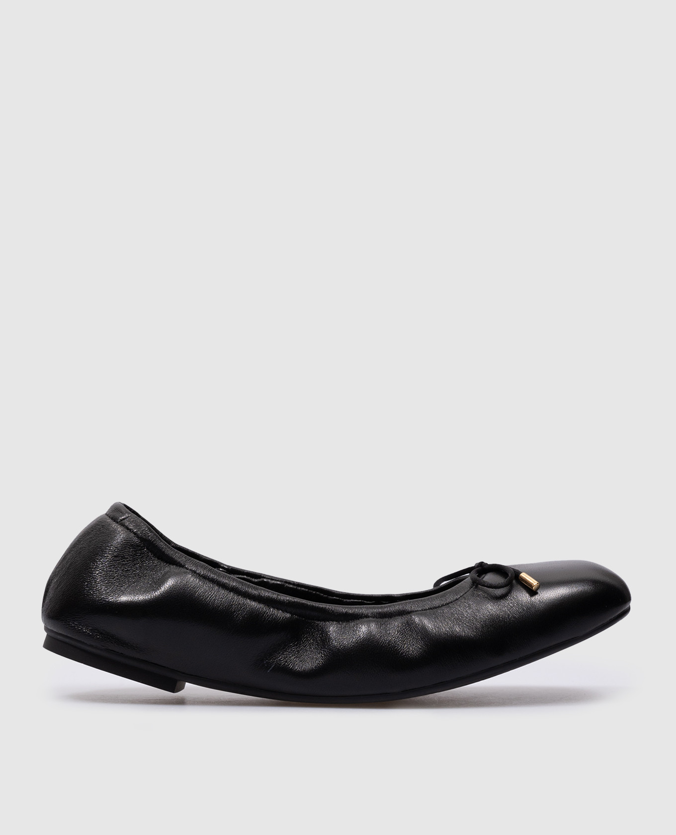 Black leather Bardot ballet flats with a bow
