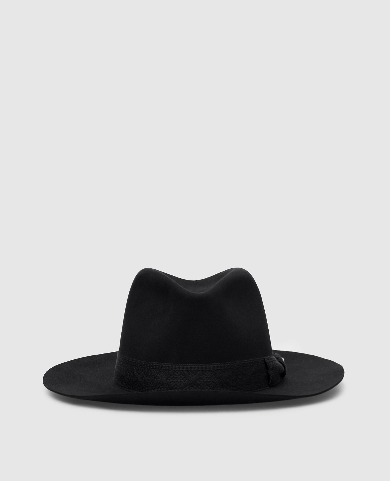 Черная шляпа из войлока бобра