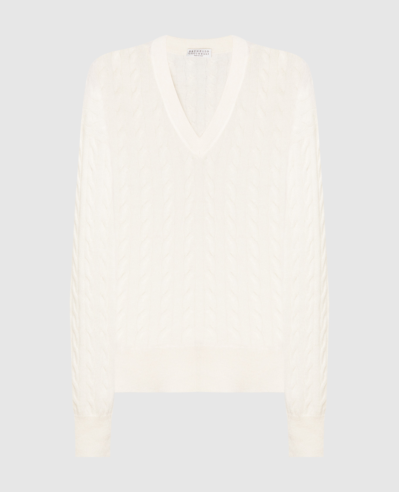 White pullover with monil chain