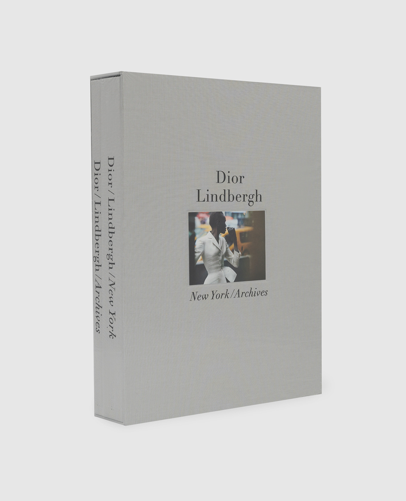 

Книги из двух томов Dior Peter Lindbergh, Серый, Книги