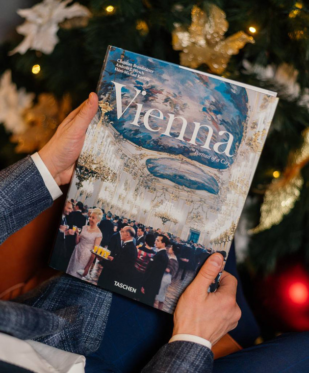 TASCHEN - Книга Vienna Portrait of a City PORTRAITVIENNA купить в