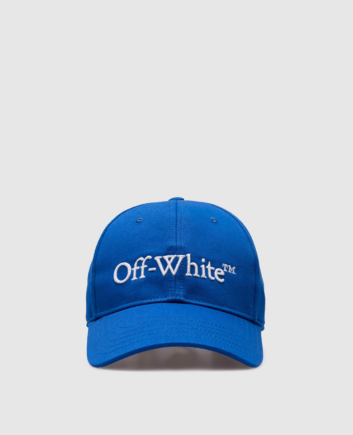 Синяя кепка с вышивкой логотипа