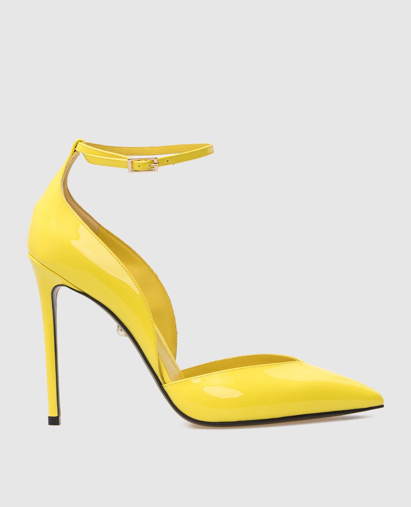 Camilla yellow leather pumps