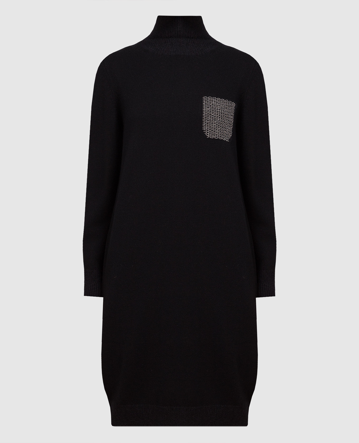 Черное платье-свитер с цепочкой монилью