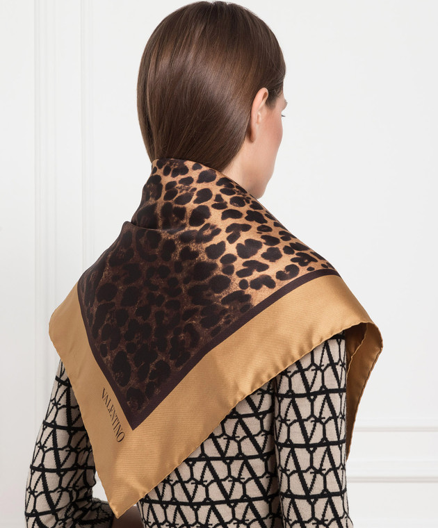 Fabulous Louis Vuitton Leopard Scarf/stole