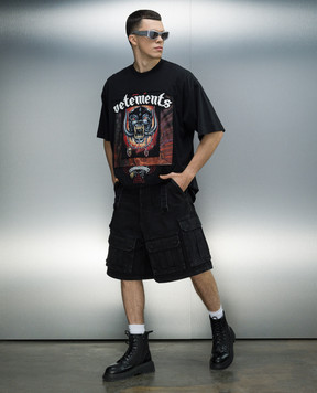 Vetements Черные джинсовые шорты-карго UE64SS100B